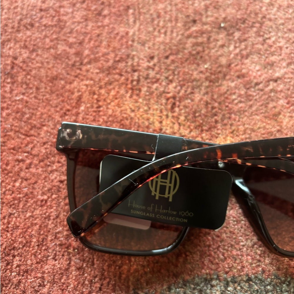New - House of Harlow Tortiose Sunglasses - Picture 6 of 6
